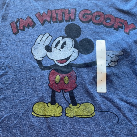 Disney Mickey “I’m with goofy” youth small tshirt - Picture 2 of 5